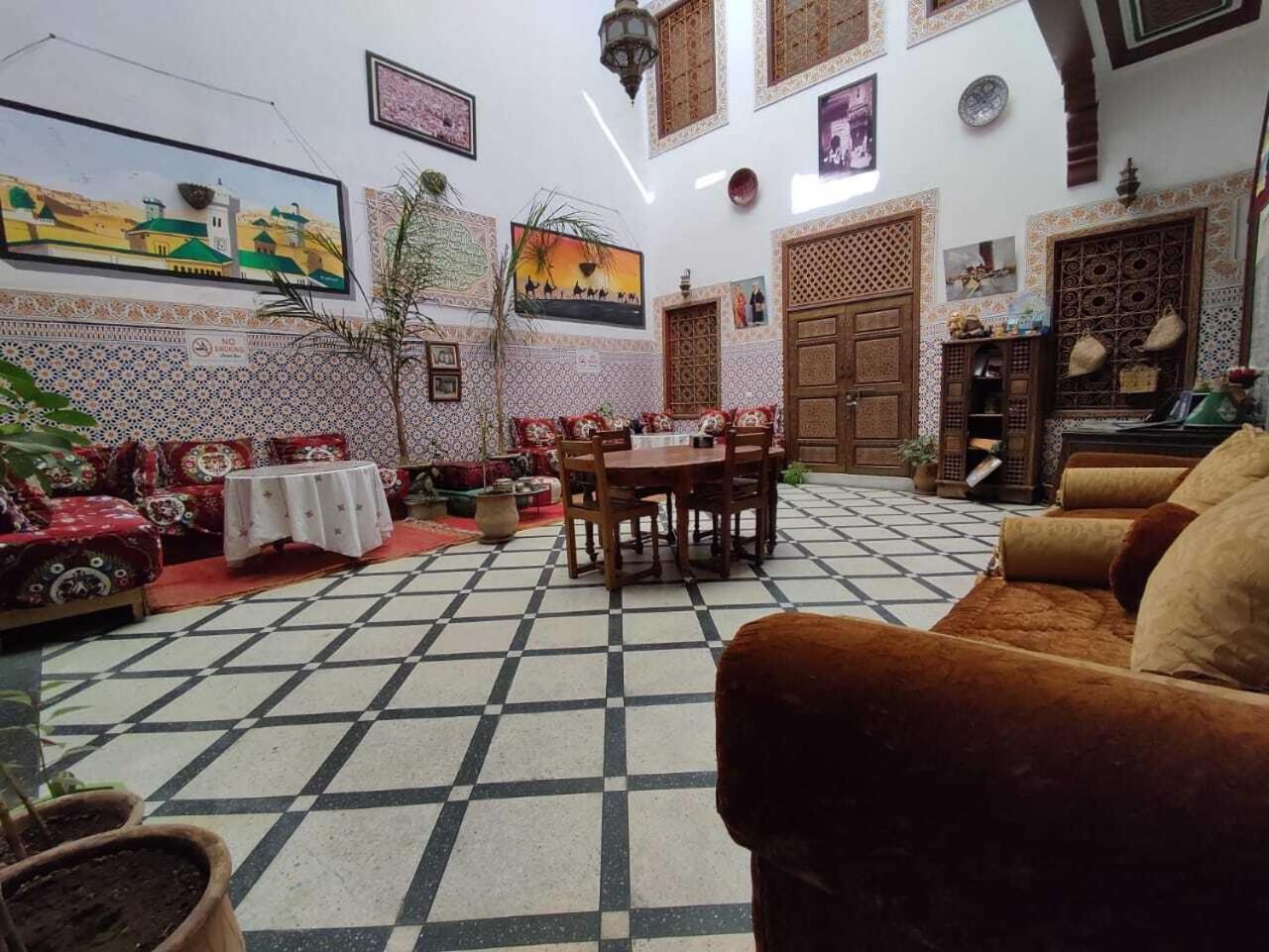 فندق دار أهل تادلا فاس المظهر الخارجي الصورة
